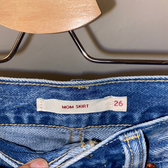 Levi’s Button Thru Mom Skirt Size 26 - Picture 3 of 6